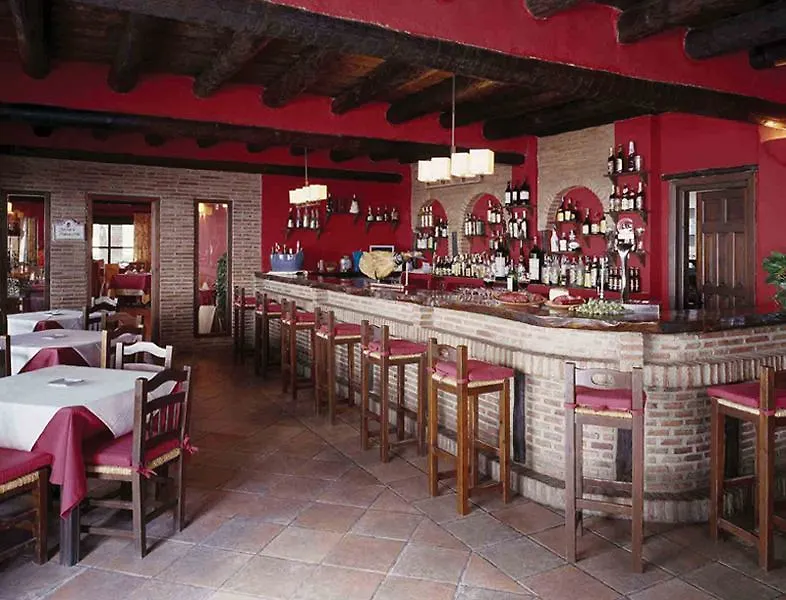 Hotel Alcazaba De Busquistar