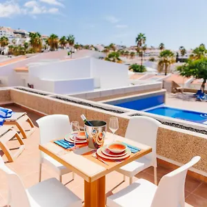 https://island-village-adeje.in-canary-islands.com